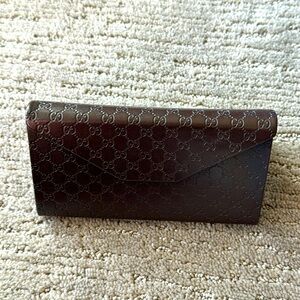Gucci Foldable Sunglasses Case